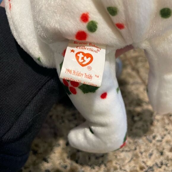 TY Santa and Holly Berry Bear 1998 NWT - Picture 5 of 9